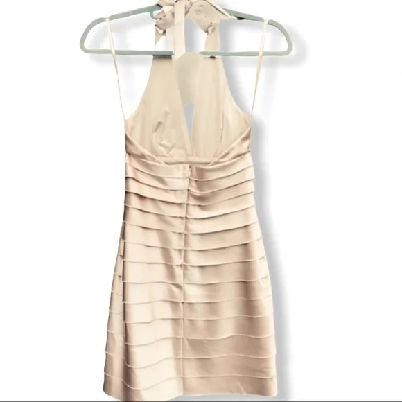 BCBGMAXAZRIA Champagne Tiered Halter Dress SZ 2P - Picture 3 of 3
